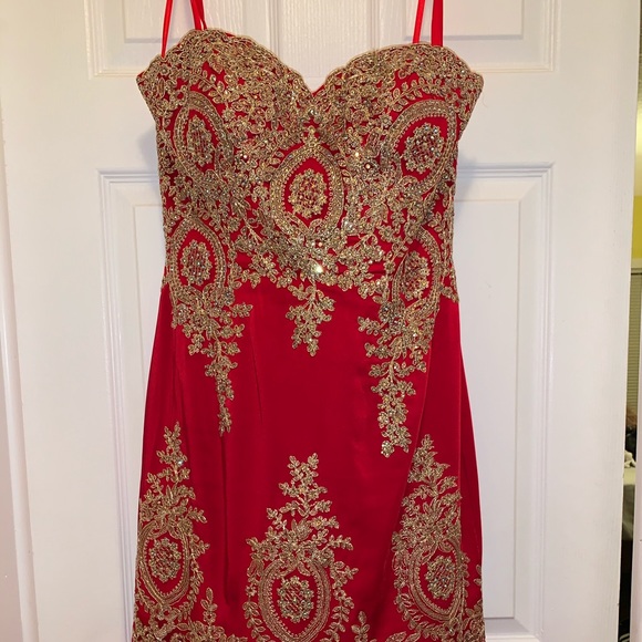 Prom Dress - Picture 3 of 7